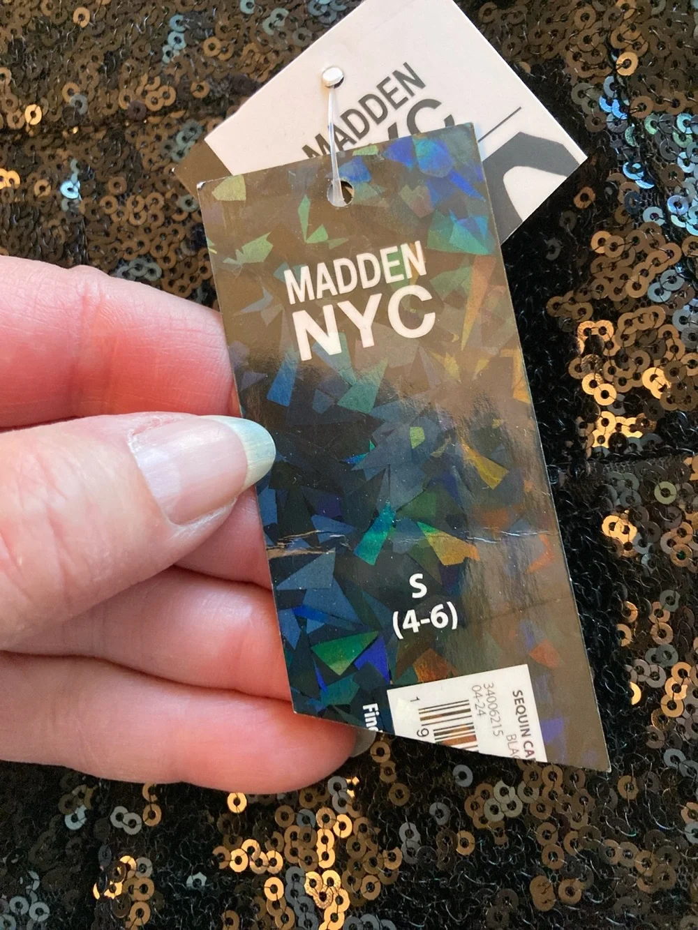 MADDEN NYC Black Sequin Mini Skirt - Picture 3 of 8